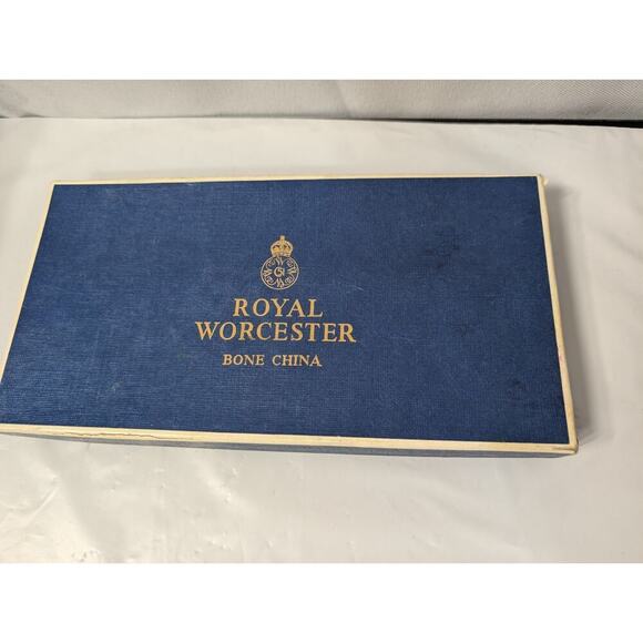 Vintage Royal Worcester Bone China Set Of 2 Coasters/Small Dish Woodland Pattern - Picture 5 of 6